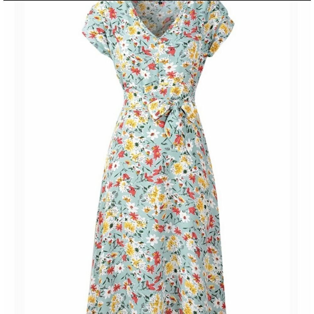 NWT Lovely Floral Print Self-Tie Waist Midi Dress Sz M